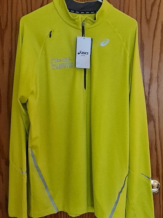 Asics Other - NWT Men's running shirt, long sleeve, BIG SUR HALF MARATHON embroidered logo
